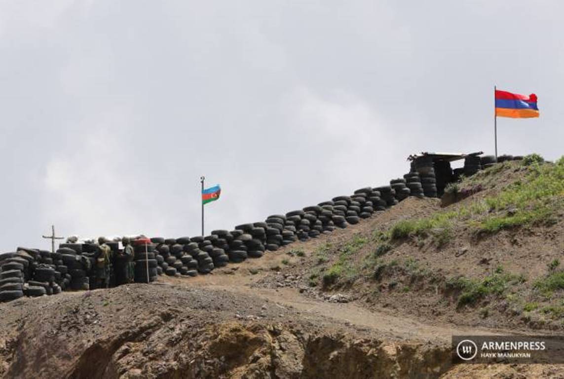 С 20:00 огонь практически прекратился по всем направлениям: МО Армении